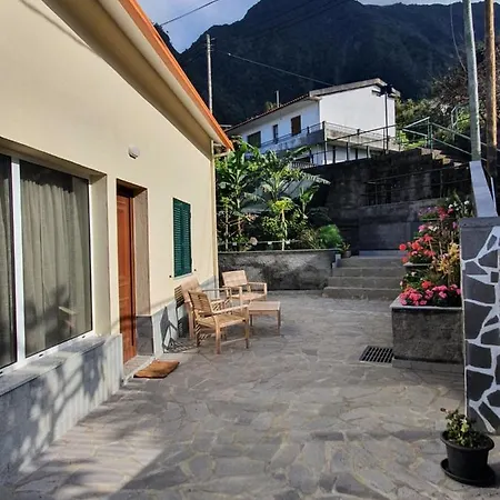 Casa Feiteiras By Analodges Πόντα Ντελγάδα