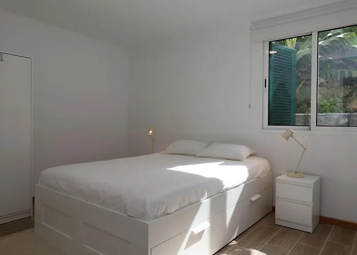 Casa Feiteiras By Analodges * Ponta Delgada (Madeira)