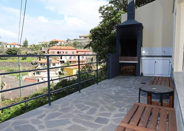 Casa Feiteiras By Analodges * Ponta Delgada (Madeira)