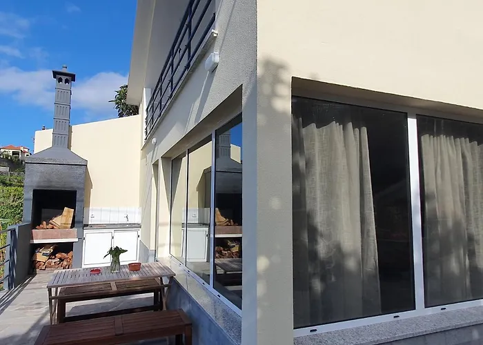 Casa Feiteiras By Analodges * Ponta Delgada (Madeira)